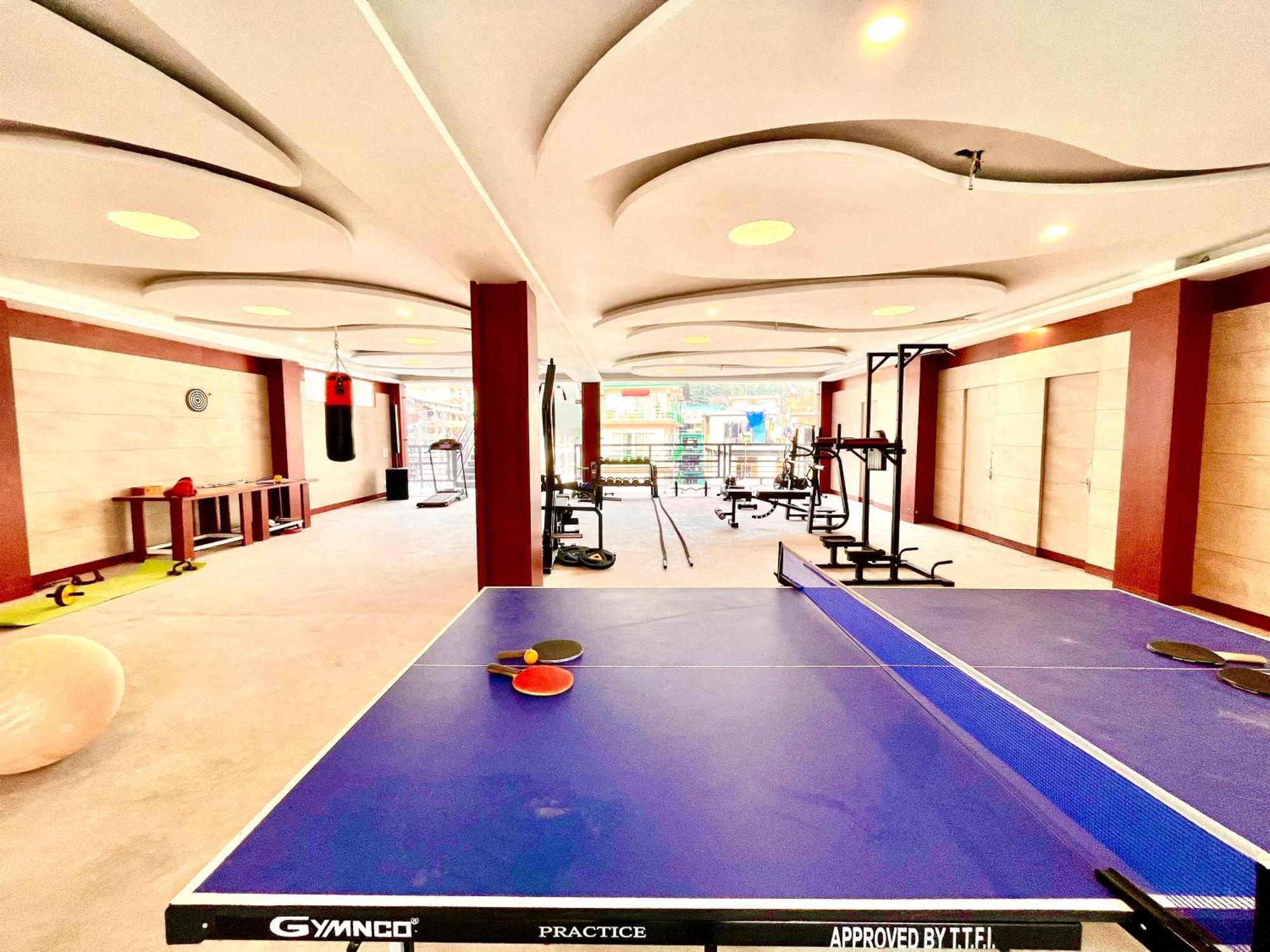 Aerovista - Selling Centrally Heated Near Mall Road 4*